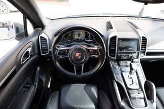 Porsche Cayenne 2015