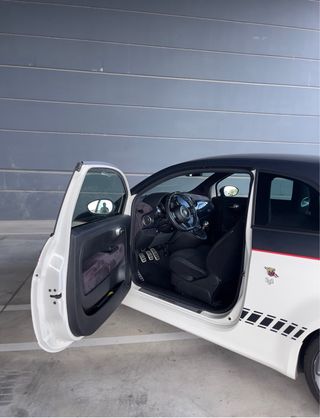 Abarth 500 1.4 T-Jet 595 Turismo