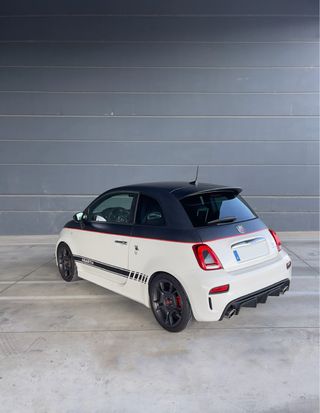 Abarth 500 1.4 T-Jet 595 Turismo