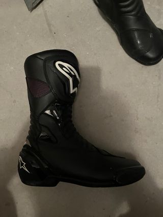Mono Alpinestars cuero talla 58