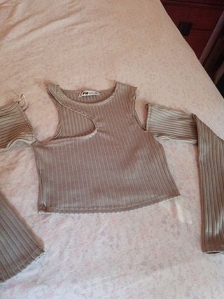 Crop top manga larga 