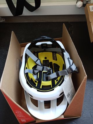 Casco bici Specialized blanco