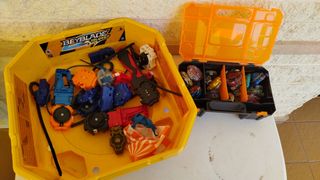 Pista Beyblade añafo mas  juegos de peonzas blade,