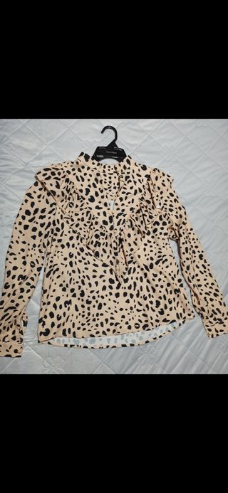 Blusa animal print beige