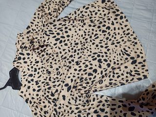 Blusa animal print beige