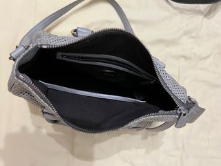 Bolso Bimba y Lola Gris Perforado

**solo envío**