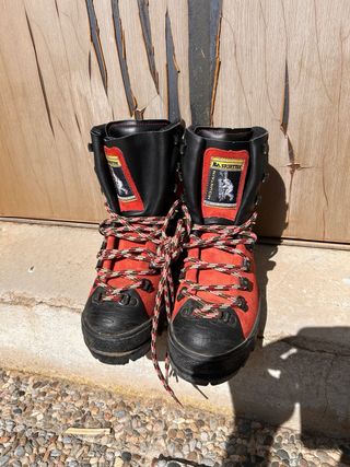 Botas La Sportiva rojas, talla 40