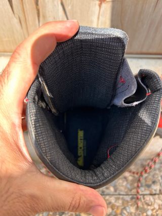 Botas La Sportiva rojas, talla 40