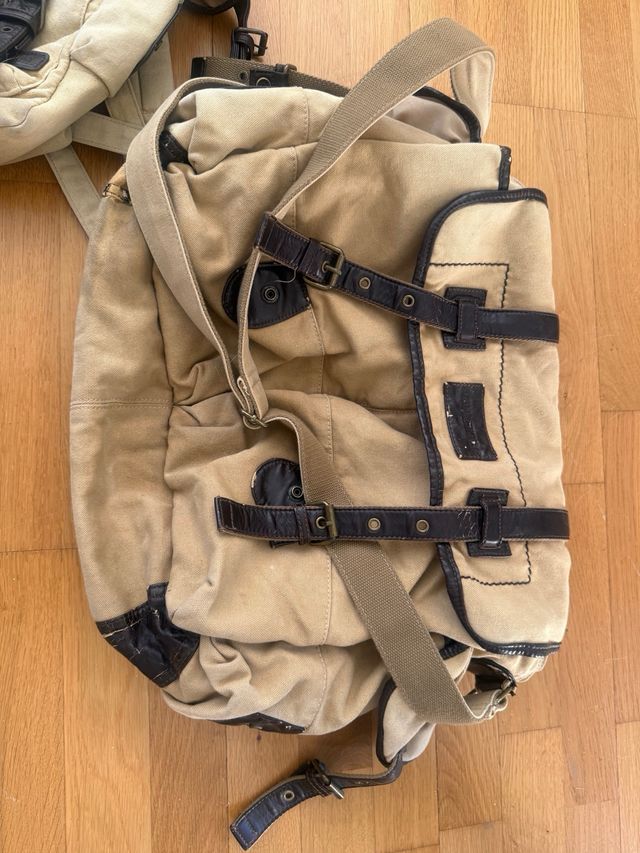 2 Bolsos beige y marrón