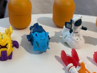 HUEVOS KINDER SORPRESA - SET x 19 PZAS -TRANSPORTE