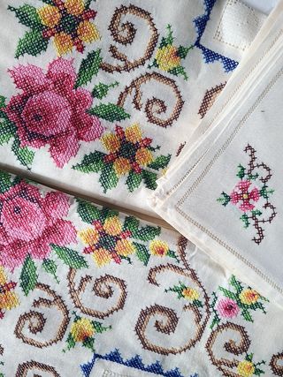 Tovaglia ricamata vintage