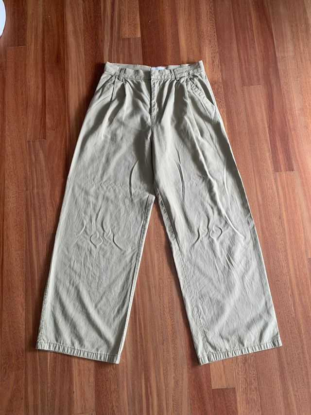 Pantalones anchos beige Pull&Bear