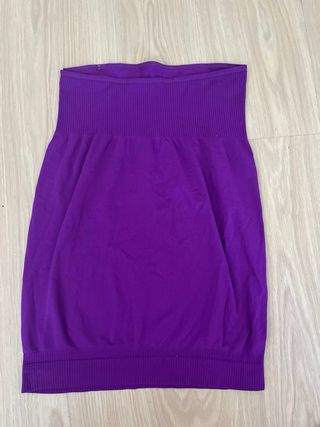 Top morado sin tirantes