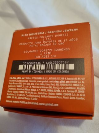 Pendientes Yanbal dorados con cristales