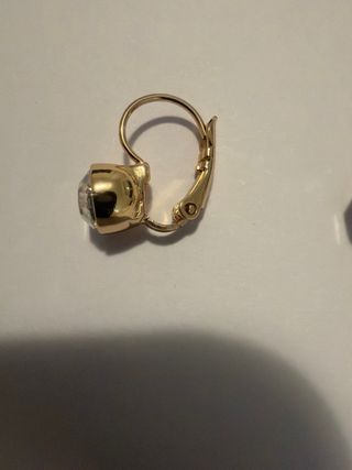 Pendientes Yanbal dorados con cristales