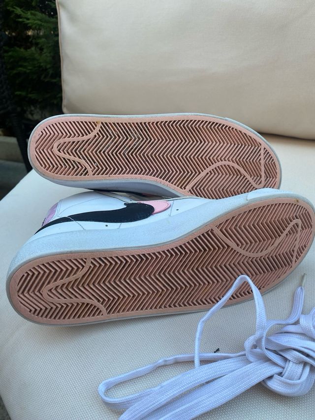 Nike Blazer Mid '77 - 37.5