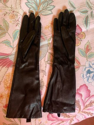 Guantes largos piel negra