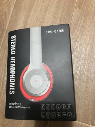 Auriculares inalámbricos TM-019S