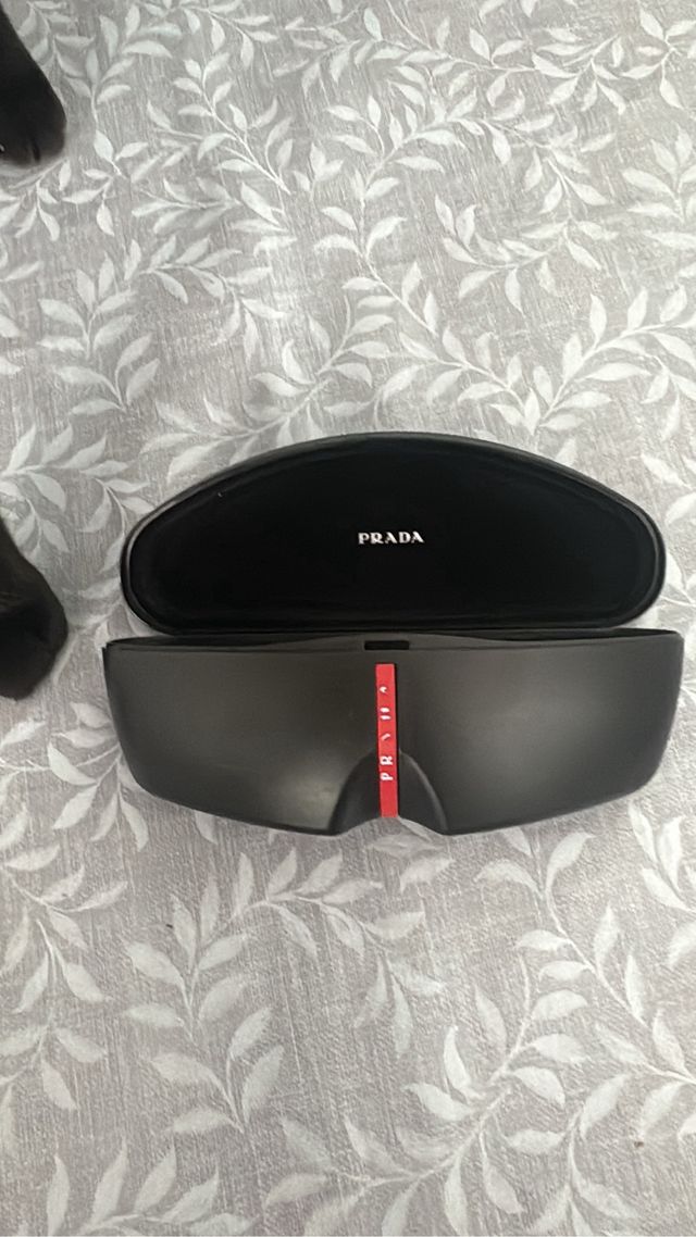 Gafas Prada Linea Rossa SPS 04Y