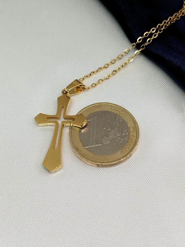 Collar Cruz Dorado Acero inoxidable