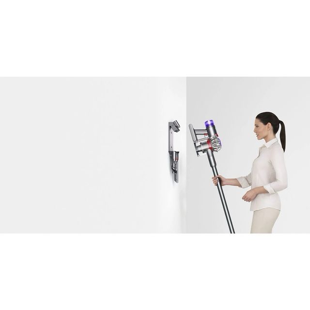 Aspiradora Dyson V8 Advanced (Plata/Níquel)