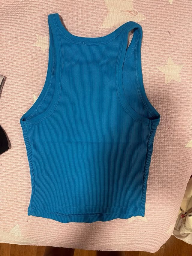 Top Bershka azul talla XS