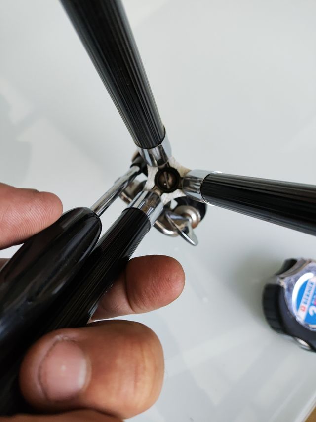 Trípode Harmony antiguo