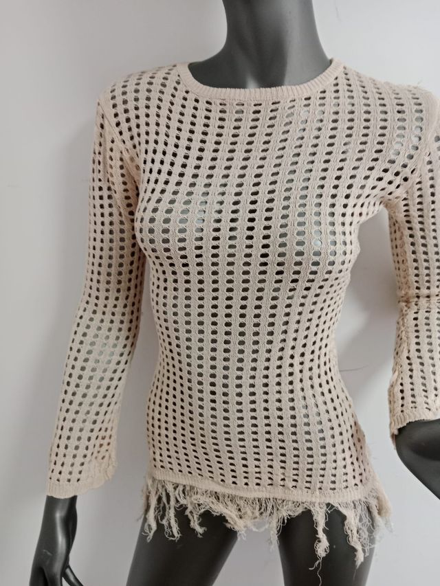 Suéter beige con aberturas - Talla S