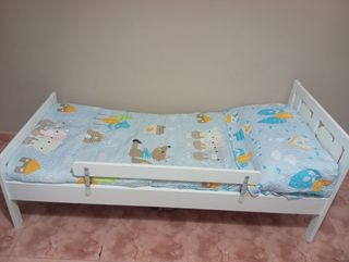 Cama infantil blanca c/barrera