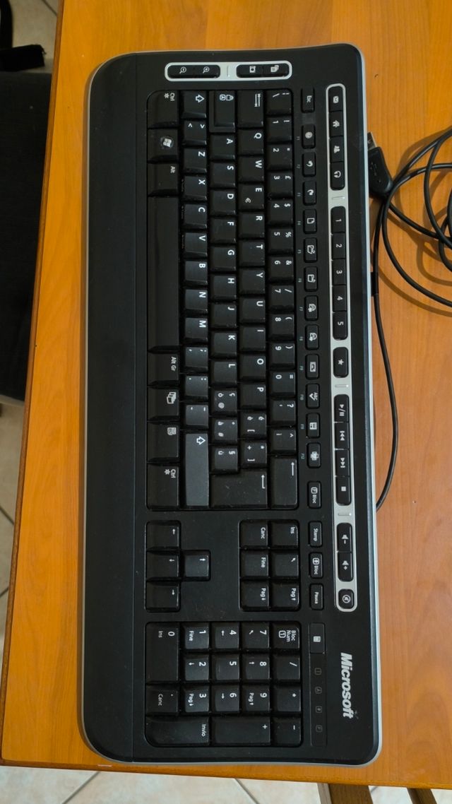 Tastiera Microsoft Digital Media Keyboard 3000