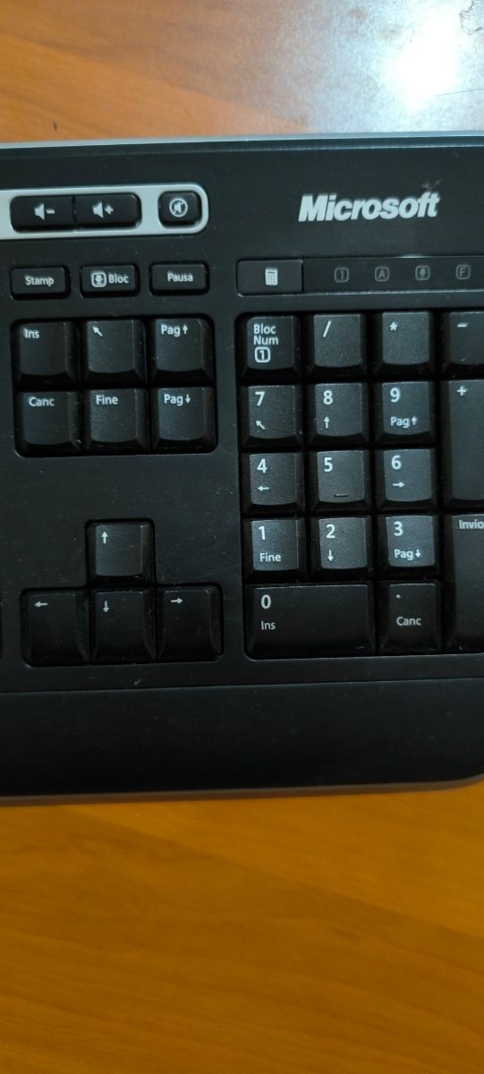 Tastiera Microsoft Digital Media Keyboard 3000