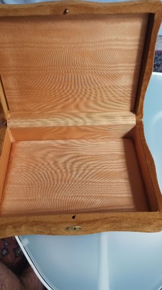 Scatola vintage ricamo