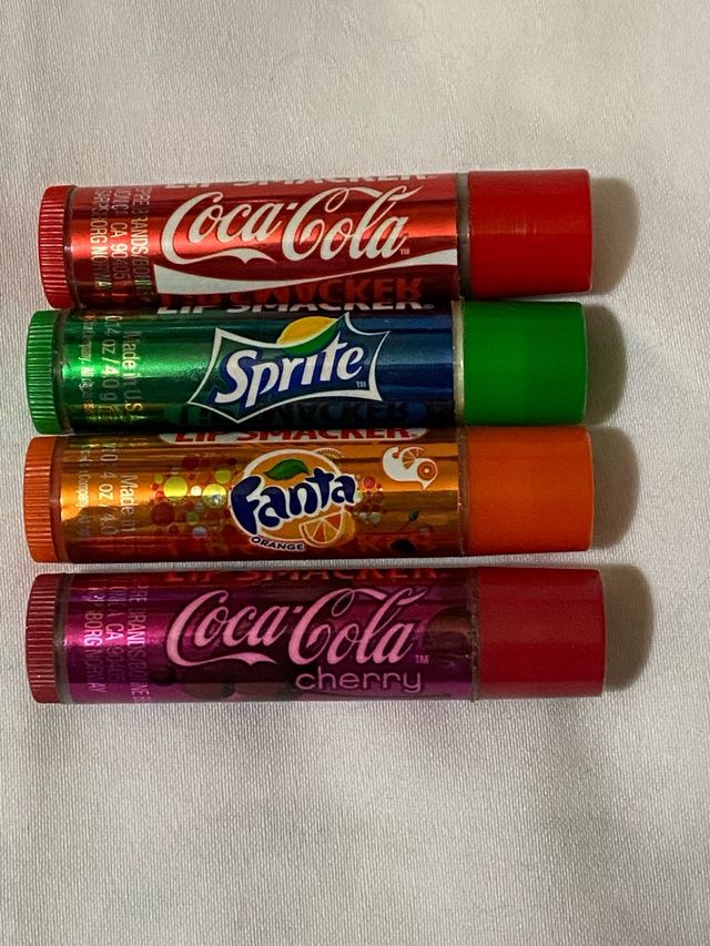 4 lucidalabbra Coca-Cola