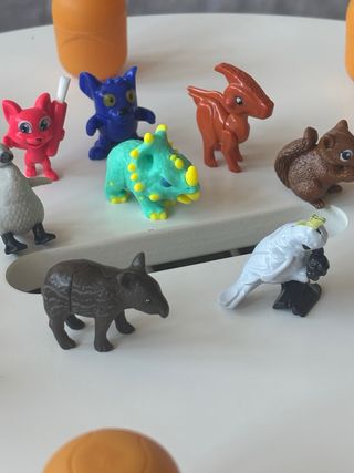 HUEVO KINDER SORPRESA - SET X 8 ANIMALES COLECCION