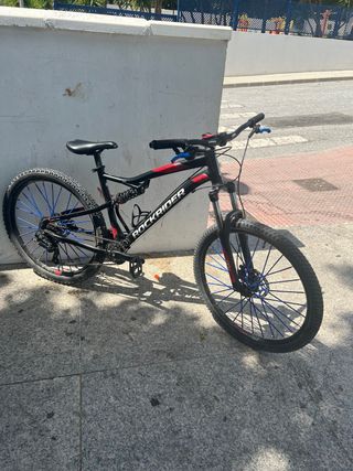 Bicicleta montaña doble suspensión