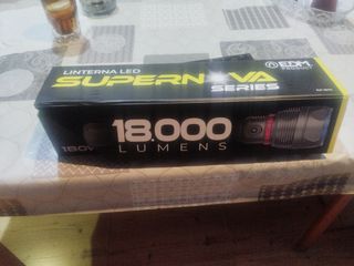 Linterna LED Supernova 18000 lúmenes