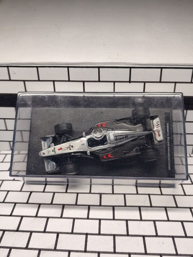 Mini Macchina Formula 1 MP4/14-1999