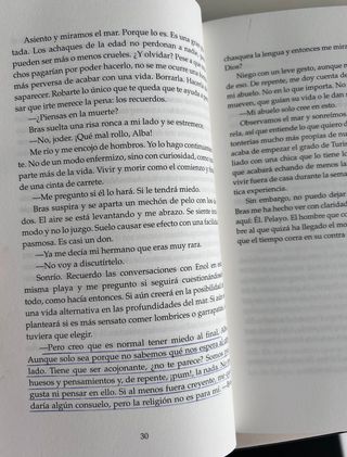 El faro de los amores dormidos