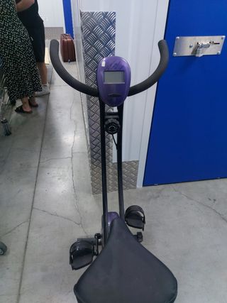 Bicicleta estática plegable