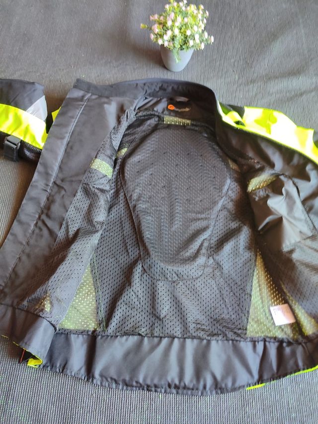 Chaqueta moto con protección talla L unisex