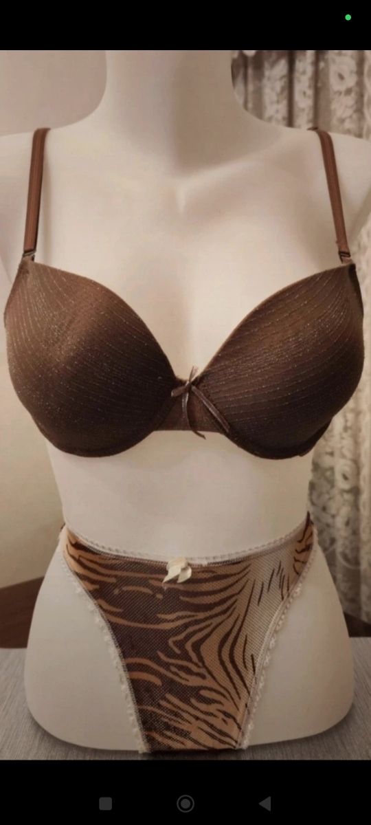 Conjunto lencería marrón