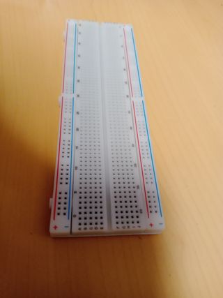 Placa de pruebas (Breadboard)