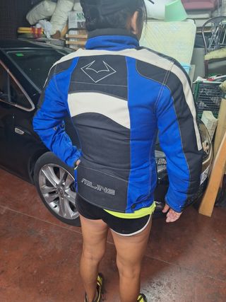 Chaqueta moto 
FORRO DESMONTABLE 