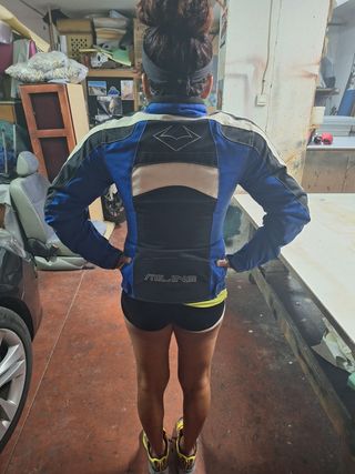 Chaqueta moto 
FORRO DESMONTABLE 