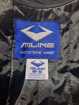 Chaqueta moto 
FORRO DESMONTABLE 