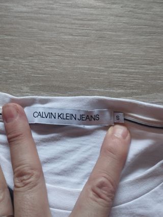 Camiseta Calvin Klein Jeans talla S da para M