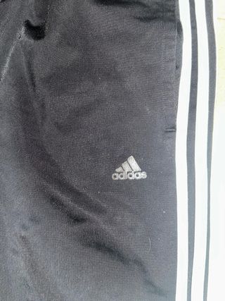 Pantalón Adidas negro