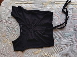 Tops
