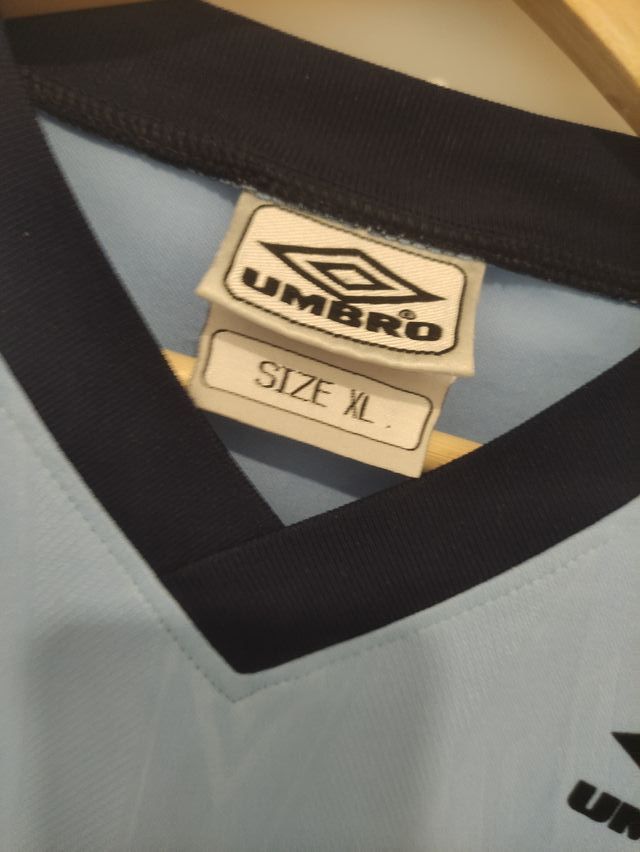 Camiseta futbol Umbro