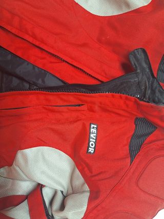 Chaqueta moto Levior rojo-gris, forro desmontable,